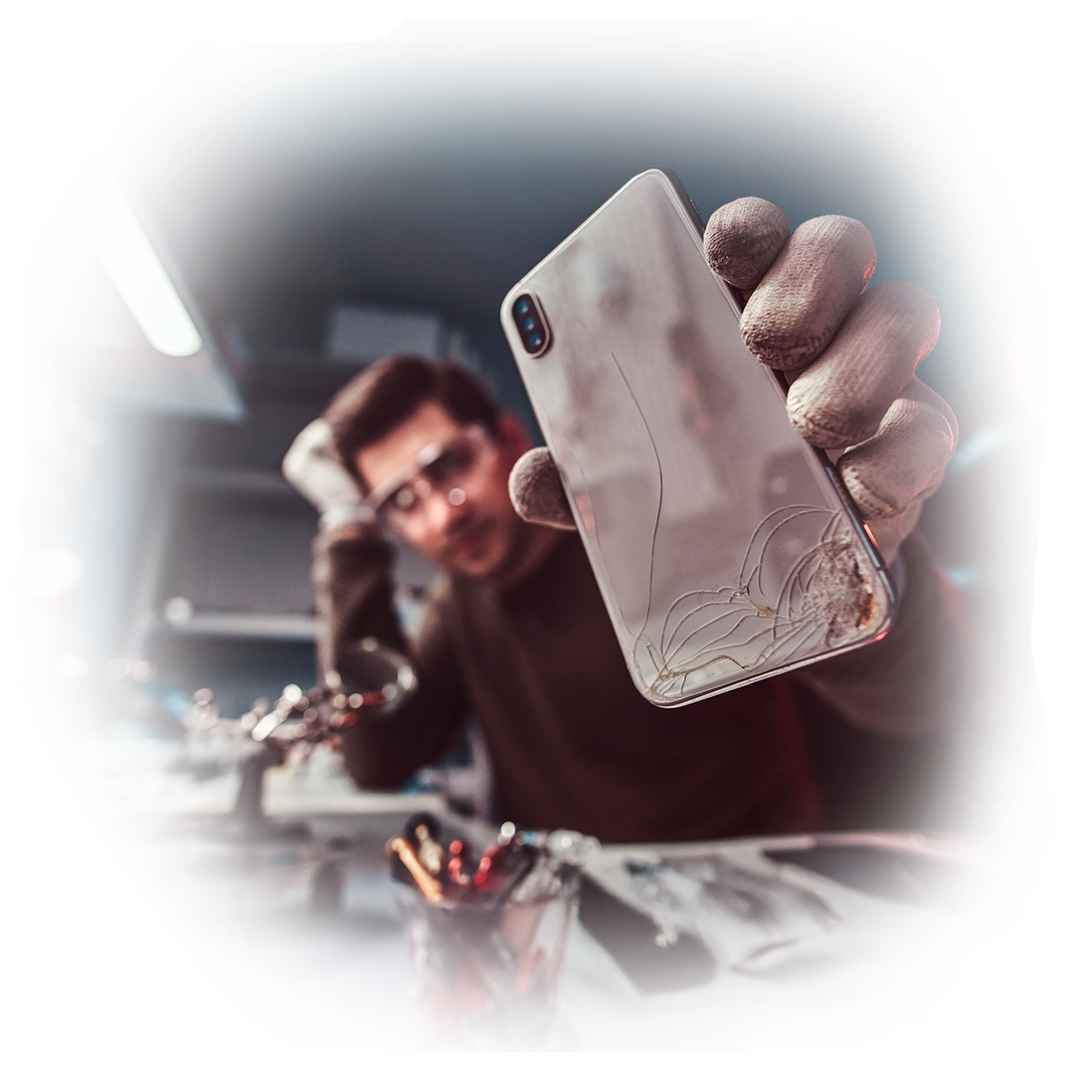 Equipe da NovaFix realizando assistência técnica especializada em Curitiba